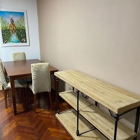 “ledicia”, Piso En Alquiler Apartamento Vigo