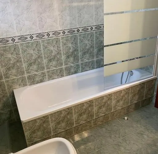 “ledicia”, Piso En Alquiler Apartment *